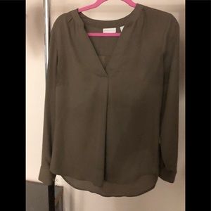 Long sleeve blouse , perfect for work.